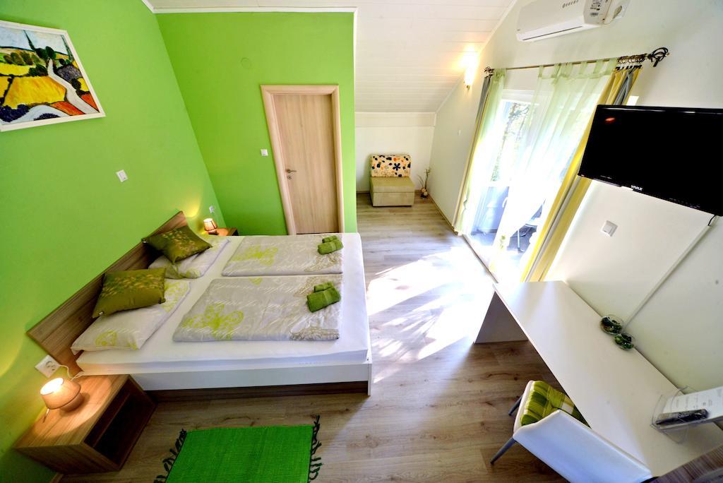 Guest House Rudine Szluin Szoba fotó