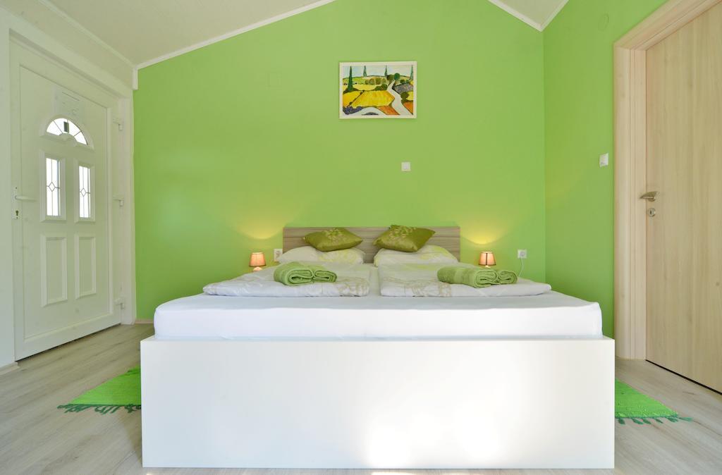 Guest House Rudine Szluin Szoba fotó